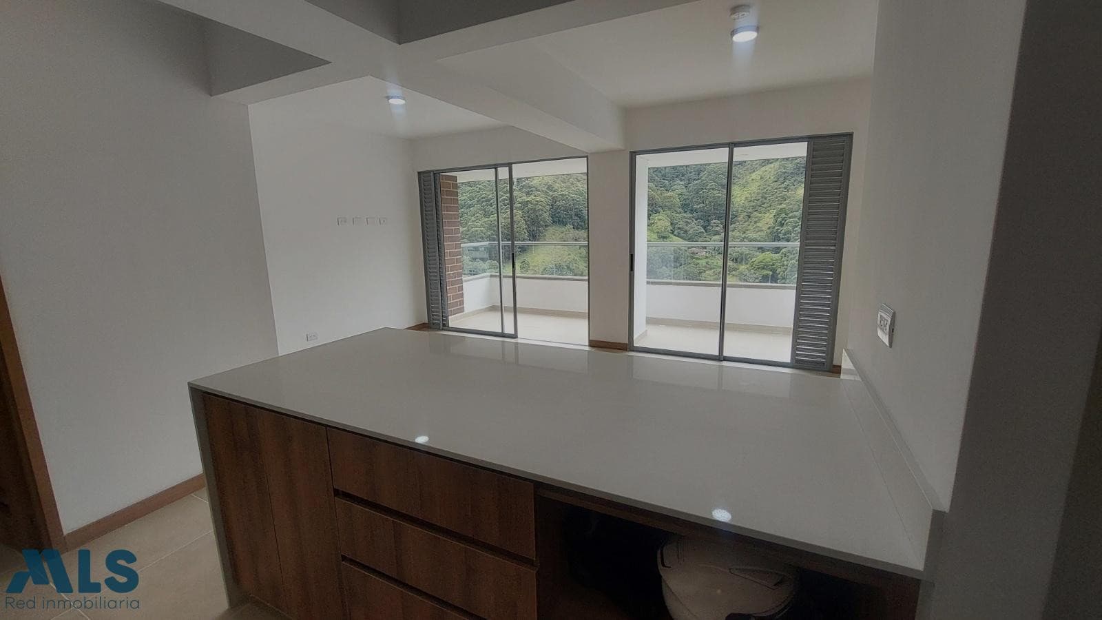 Apartamento en venta en V. Pan De Azúcar, Aburra Sur, Sabaneta — foto 1 de 10