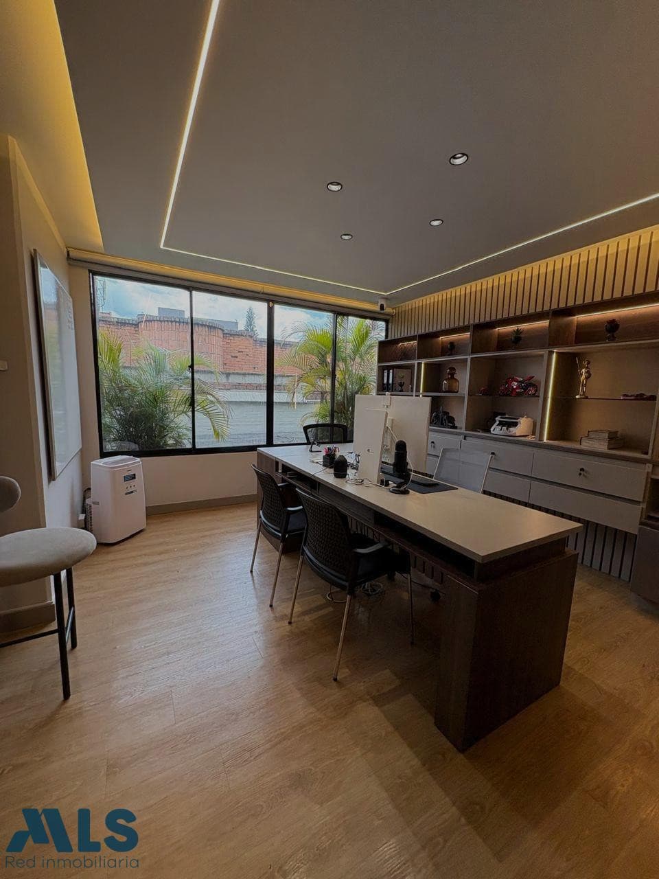 Oficina en venta en Manila, Poblado, Medellín — foto 1 de 8