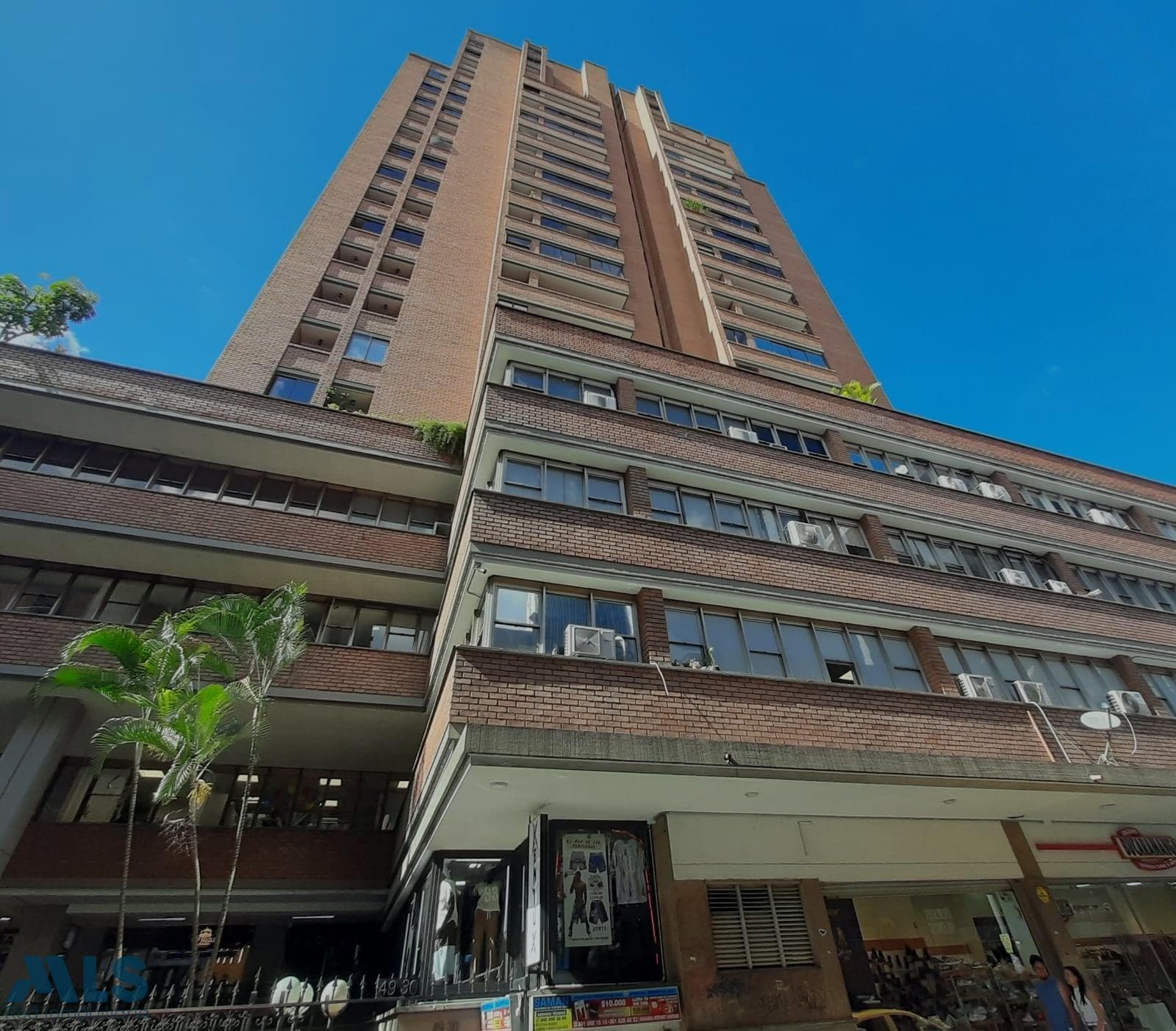 Apartamento en venta en Centro, Medellín — foto 1 de 19