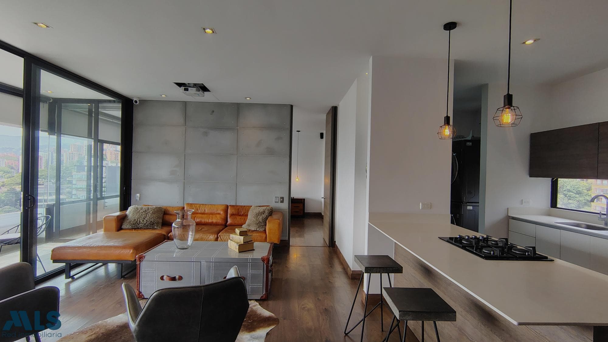 Apartamento en venta en San Lucas, Poblado, Medellín — foto 1 de 34