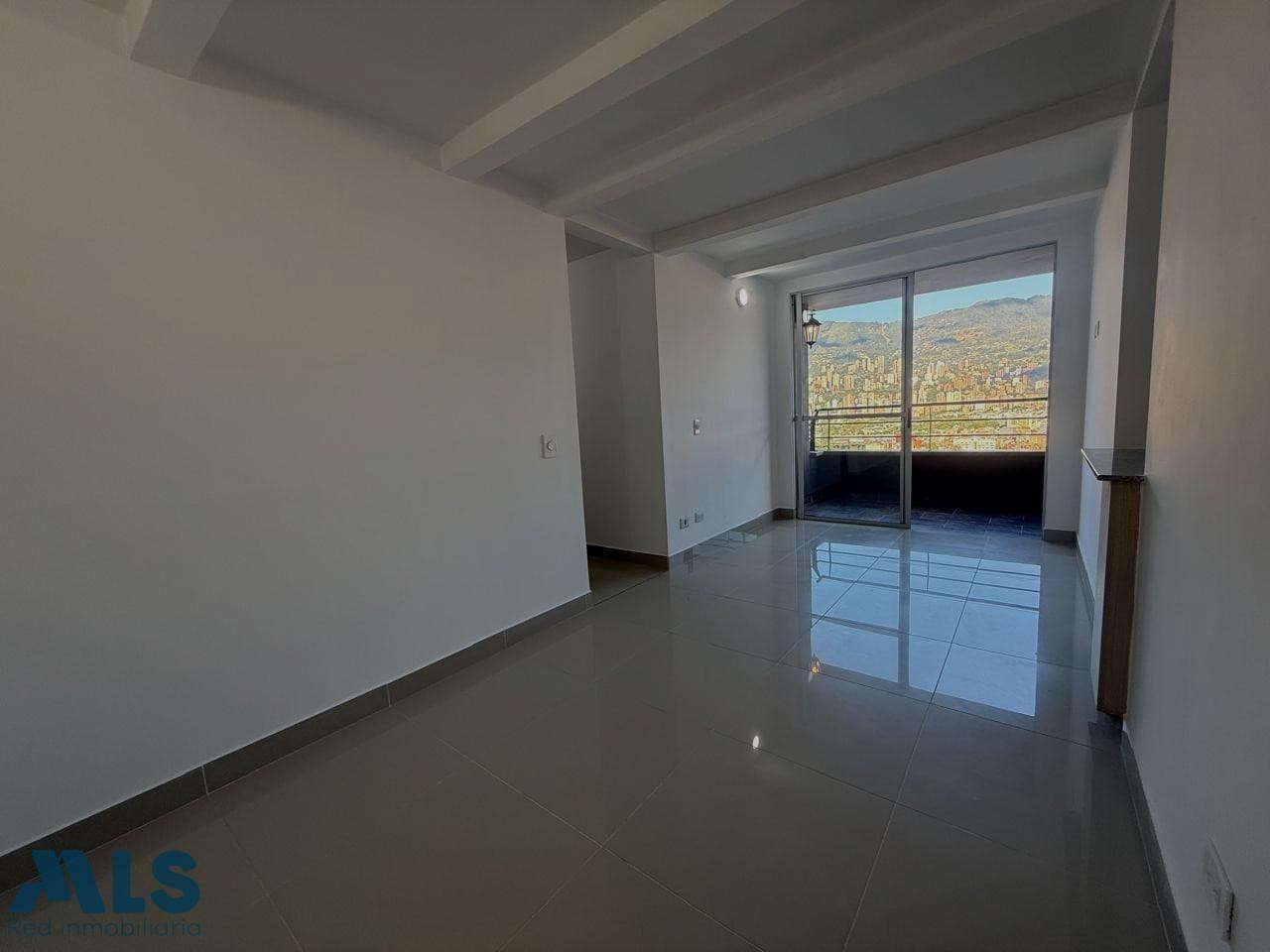 Apartamento en venta en Viviendas Del, Aburra Sur, Itagüí — foto 1 de 20