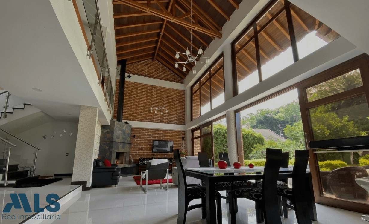 Casa en venta en Loma El Atravesado, Aburra Sur, Envigado — foto 1 de 12