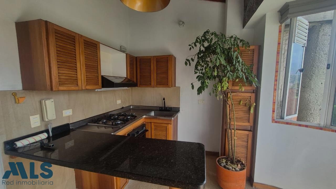 Apartamento en venta en Laureles, Medellín — foto 1 de 14