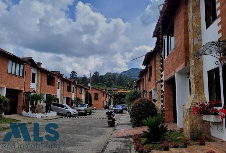 Casa en venta en Centro, Oriente Antioqueño, El Retiro — foto 1 de 8