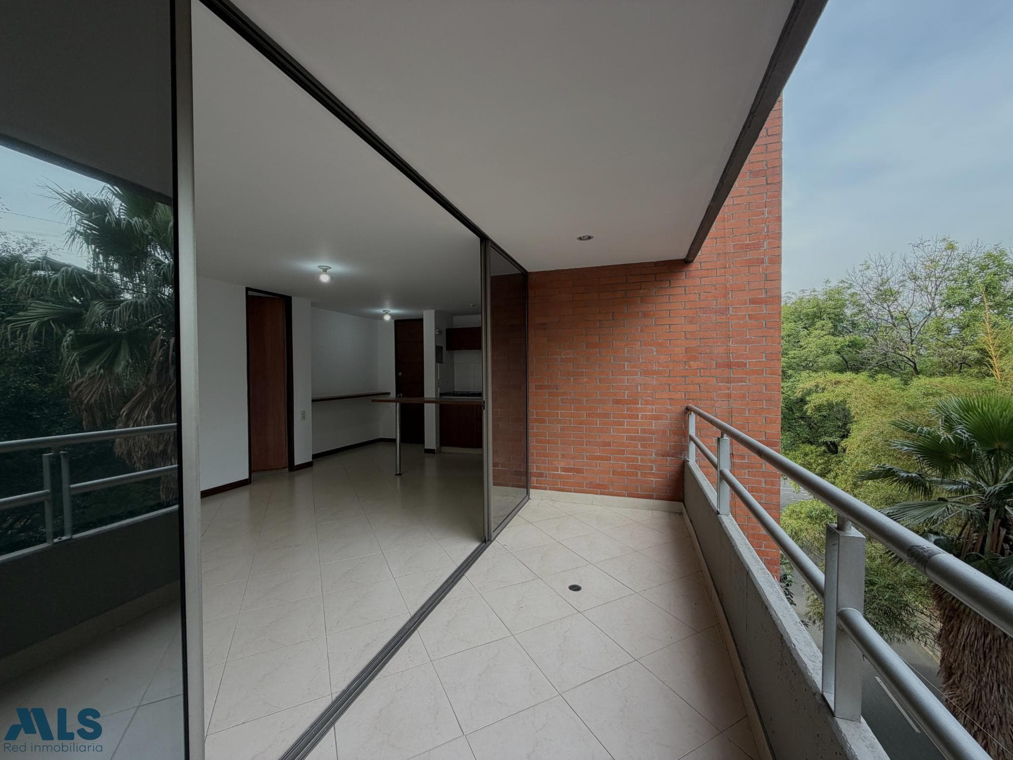 Apartamento en venta en Patio Bonito, Poblado, Medellín — foto 1 de 16