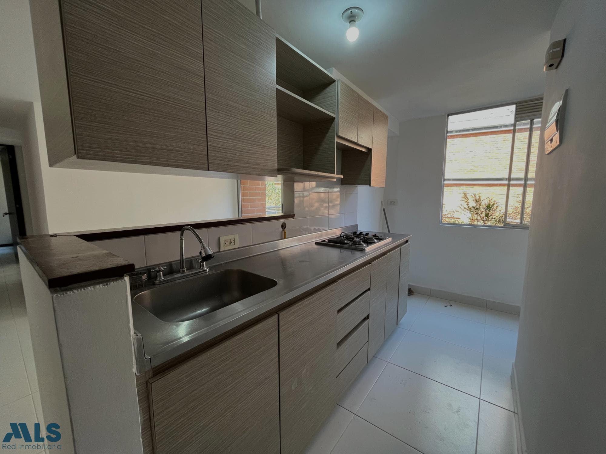 Apartamento en venta en Loma del Barro, Aburra Sur, Envigado — foto 1 de 25