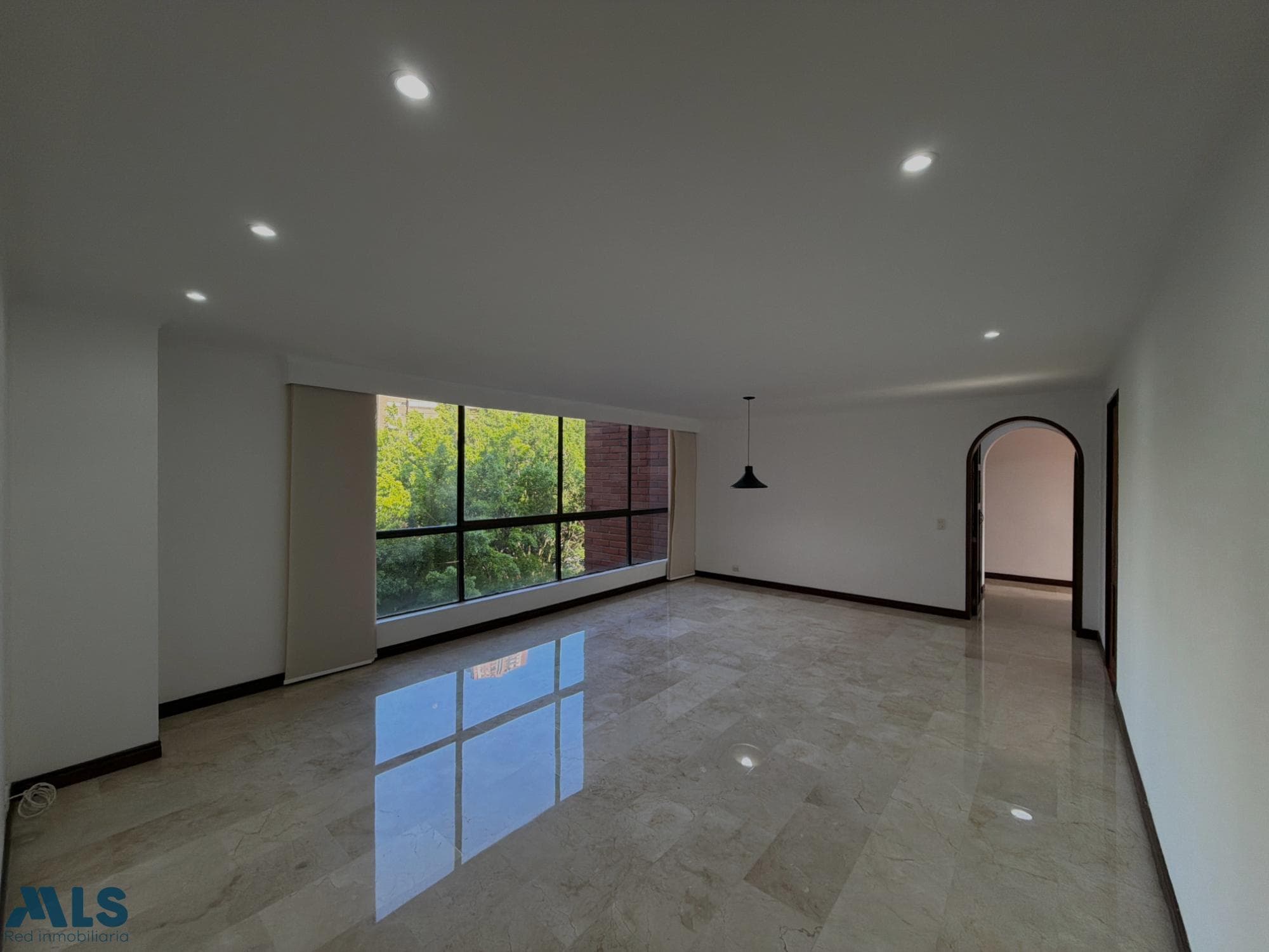 Apartamento en venta en Los Balsos Nº 1, Poblado, Medellín — foto 1 de 21