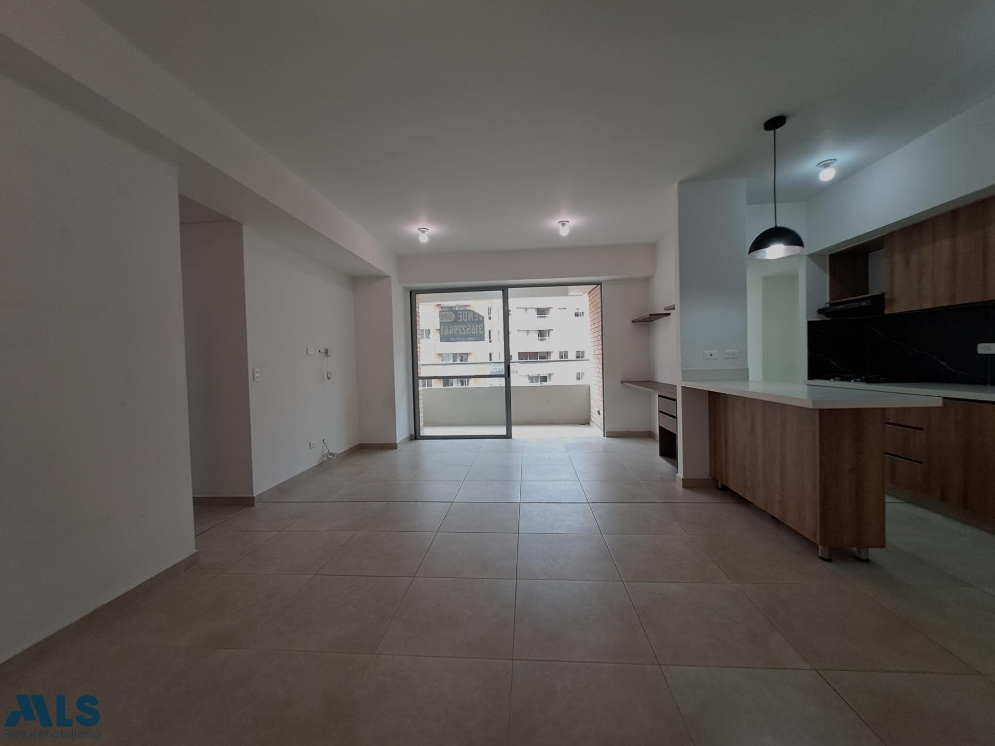 Apartamento en venta en San José Obrero, Norte, Bello — foto 1 de 8