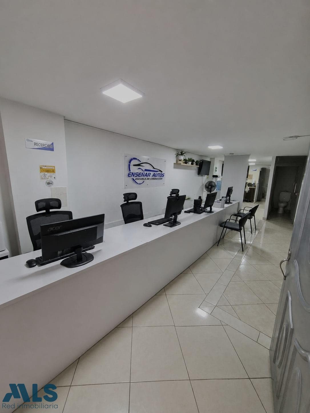 Local Comercial en venta en Calle Larga, Aburra Sur, Sabaneta — foto 1 de 8
