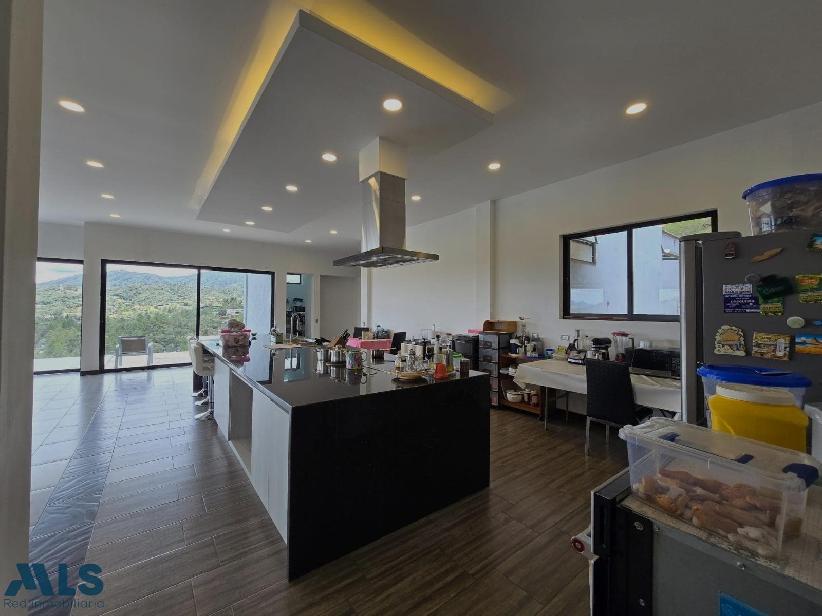 Casa en venta en Loma del Escobero, Aburra Sur, Envigado — foto 1 de 22