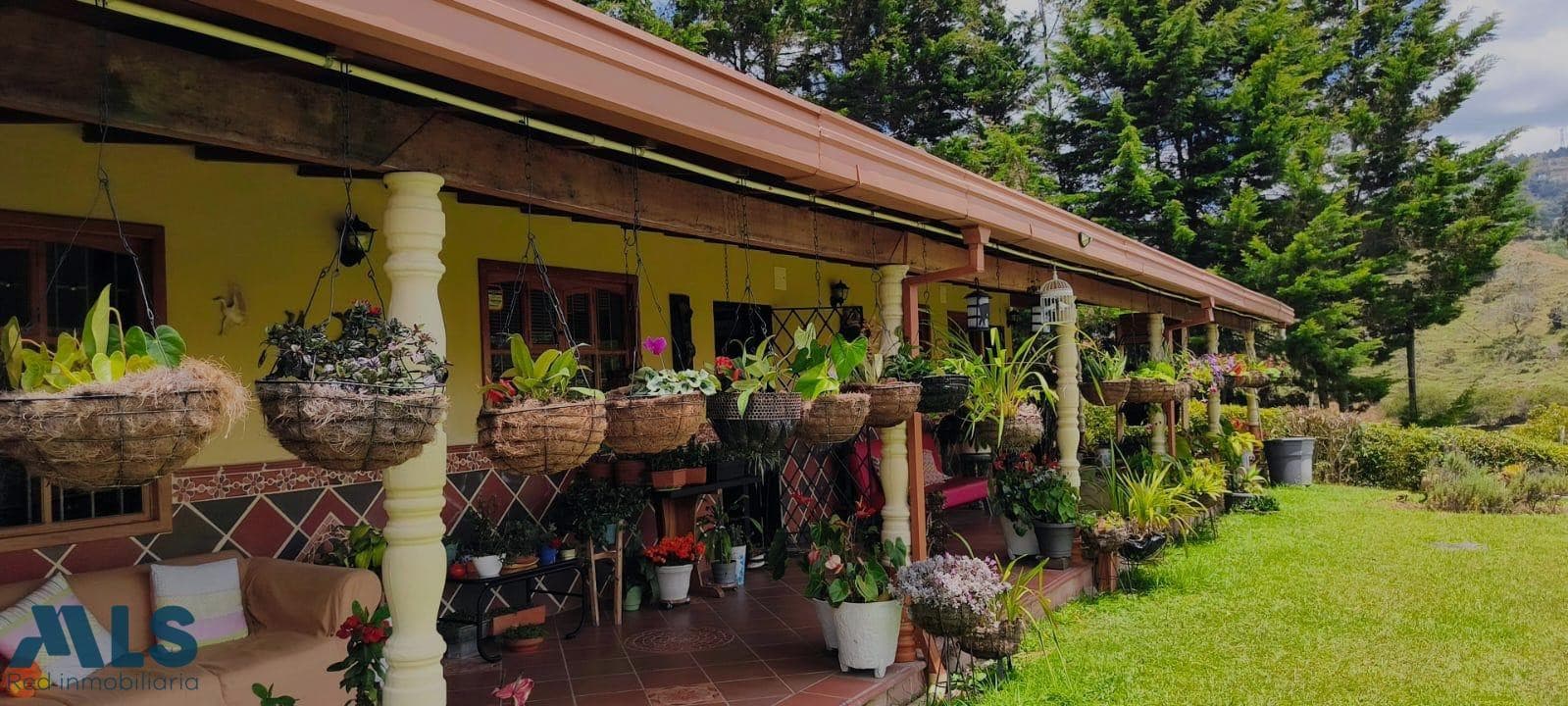 Finca Recreativa en venta en V. Chaparral, Oriente Antioqueño, Guarne — foto 1 de 56
