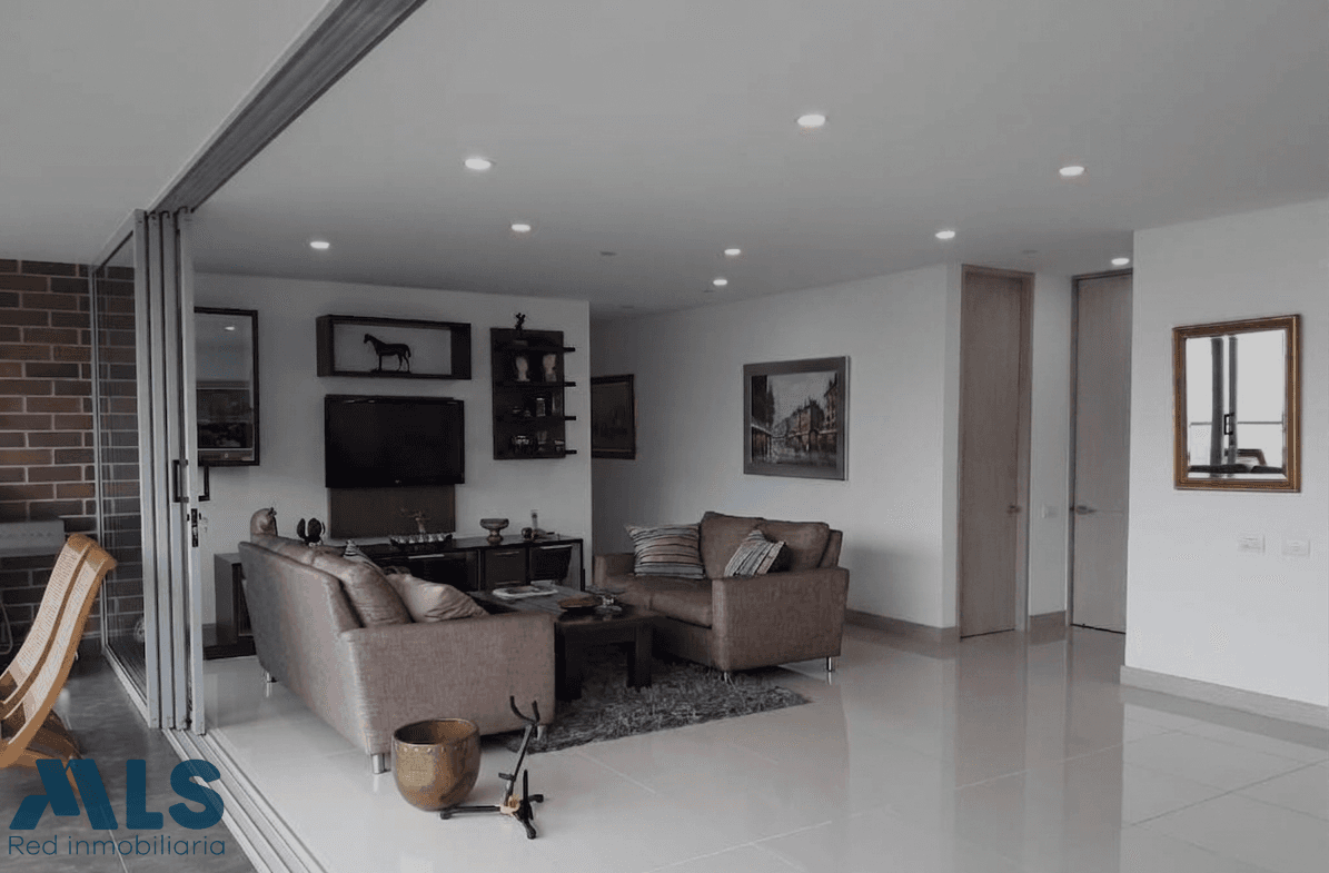 Apartamento en venta en El Chocho, Aburra Sur, Envigado — foto 1 de 14