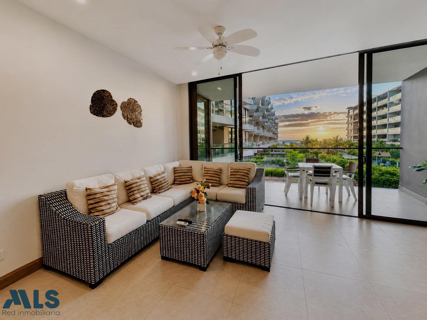 Apartamento en venta en Playa Manzanillo, Otras Zonas, Cartagena — foto 1 de 51