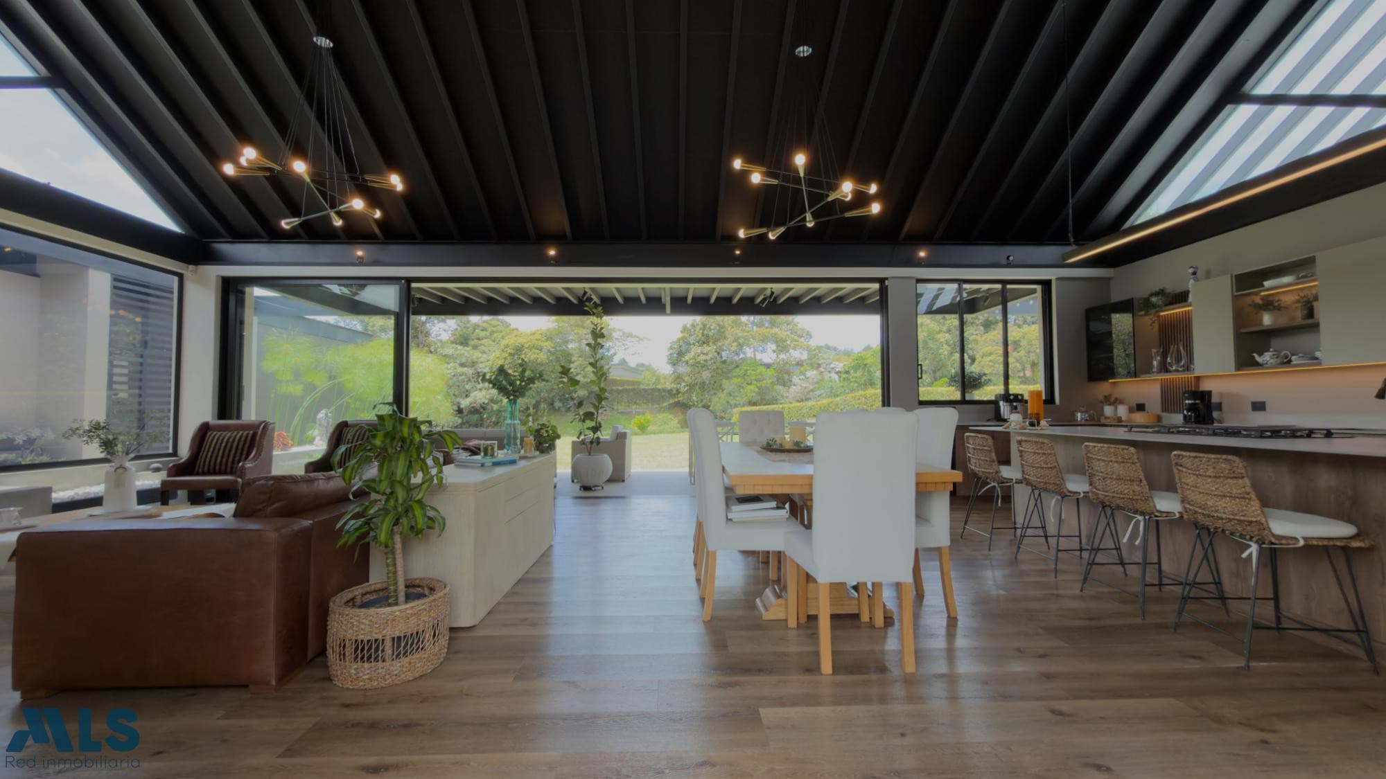 Casa en venta en Corredor San Anonio La Ceja, Oriente Antioqueño, El Carmen — foto 1 de 43