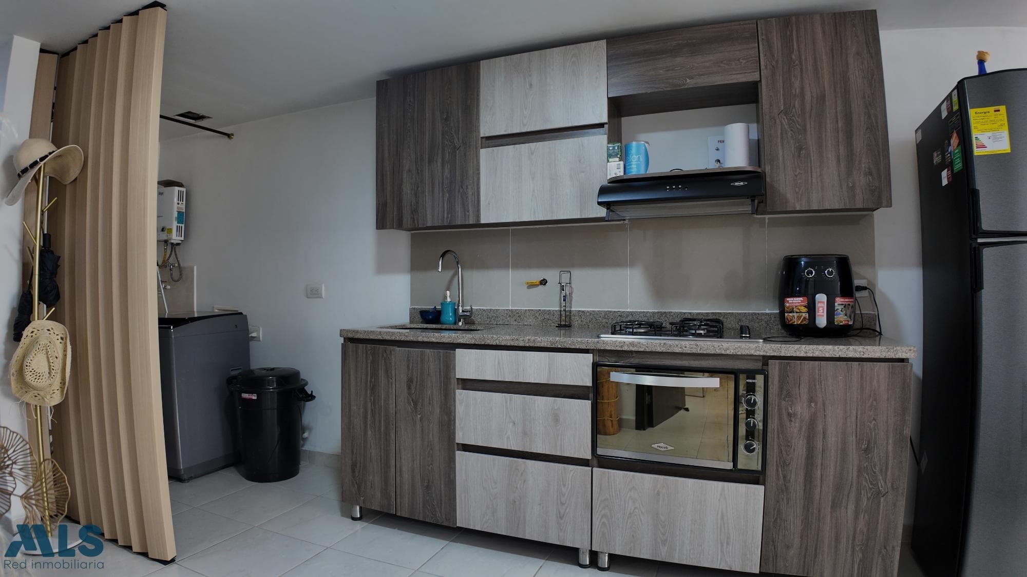 Apartamento en venta en Centro, Aburra Sur, La Estrella — foto 1 de 16