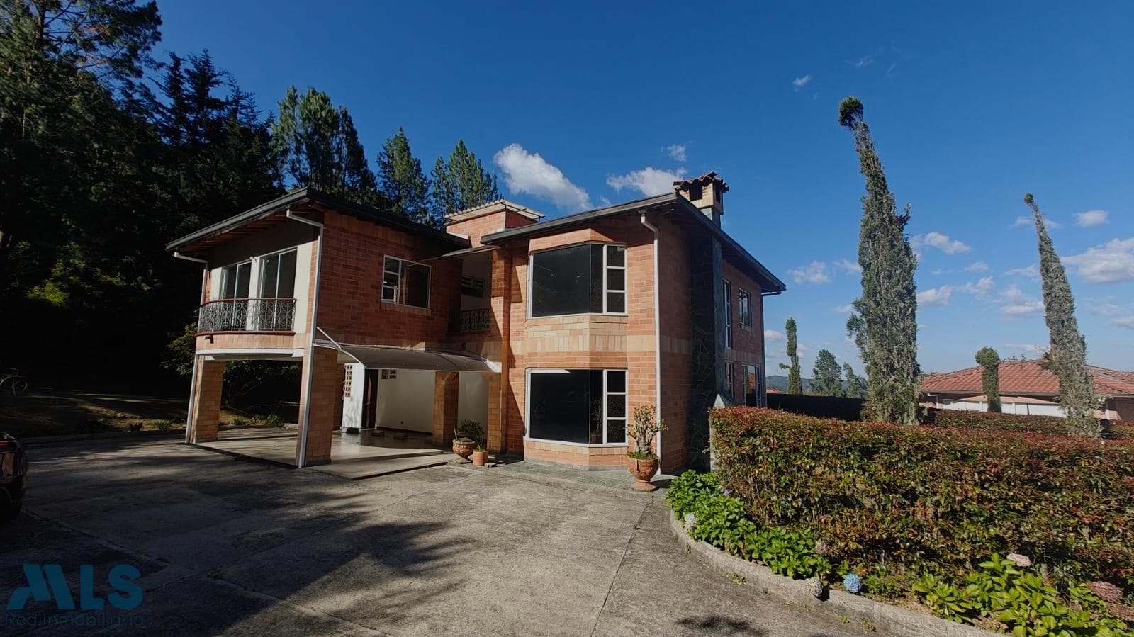 Casa en venta en Alto del Escobero (Envigado), Aburra Sur — foto 1 de 20