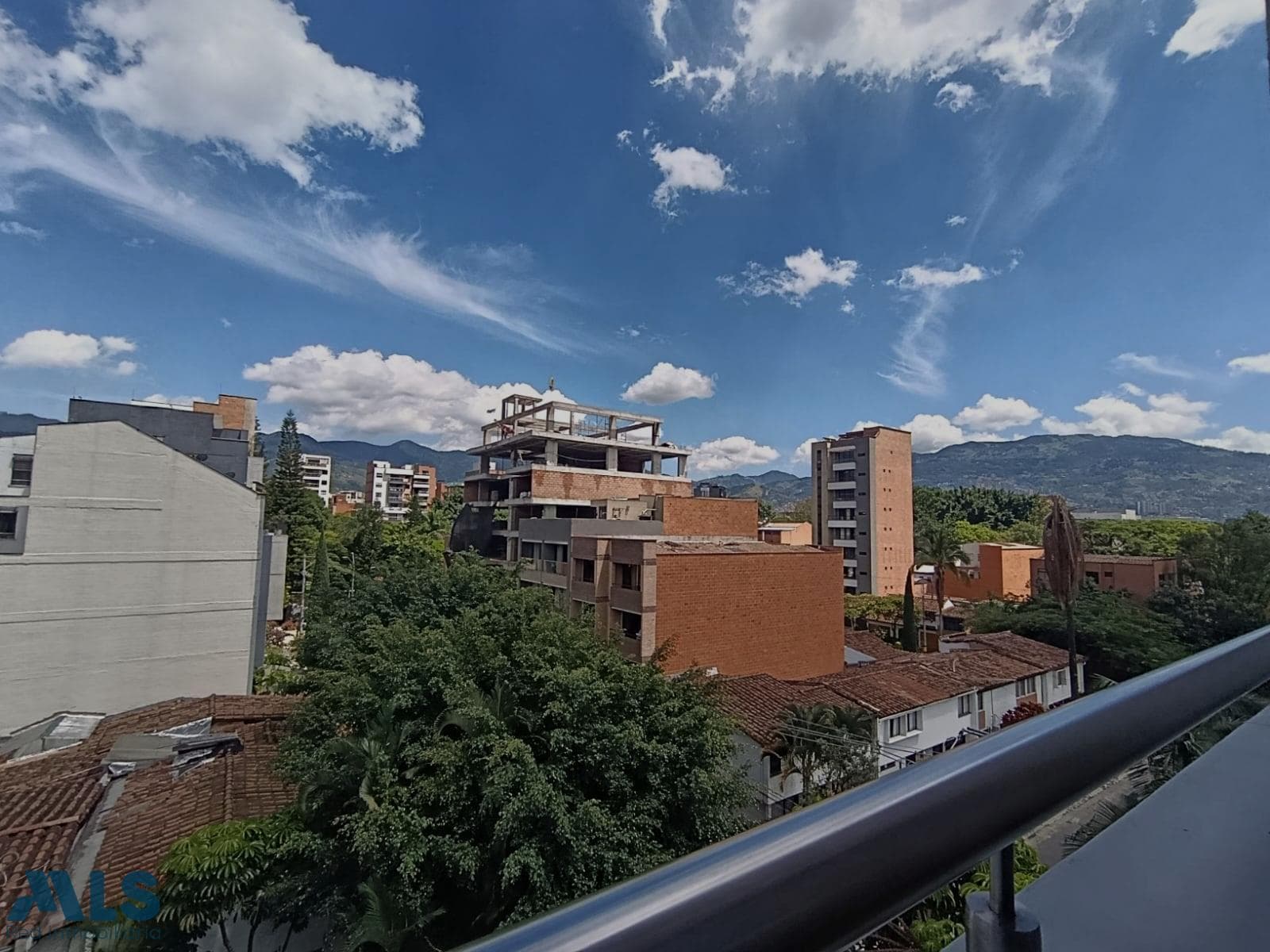 Apartamento en venta en Belen Malibu, Occidente, Medellín — foto 1 de 25