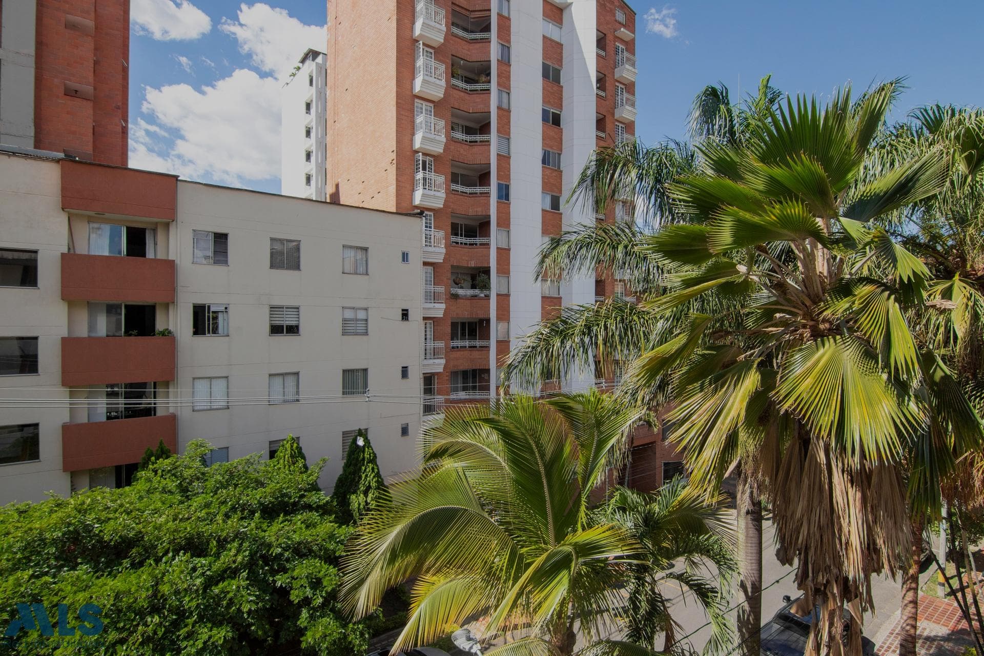 Apartamento en venta en Laureles, Medellín — foto 1 de 29