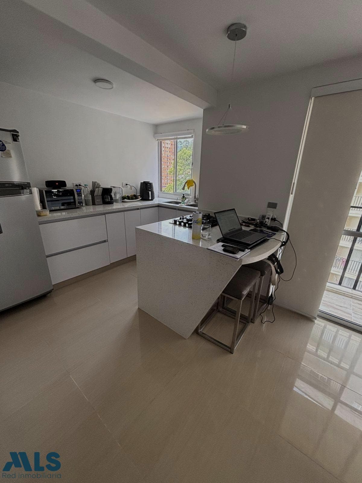 Apartamento en venta en Maria Auxiliadora, Aburra Sur, Sabaneta — foto 1 de 18