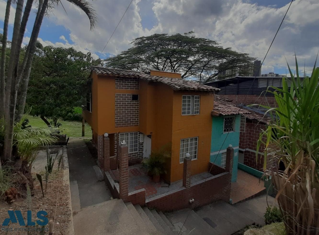 Casa en venta en Robledo, Occidente, Medellín — foto 1 de 23