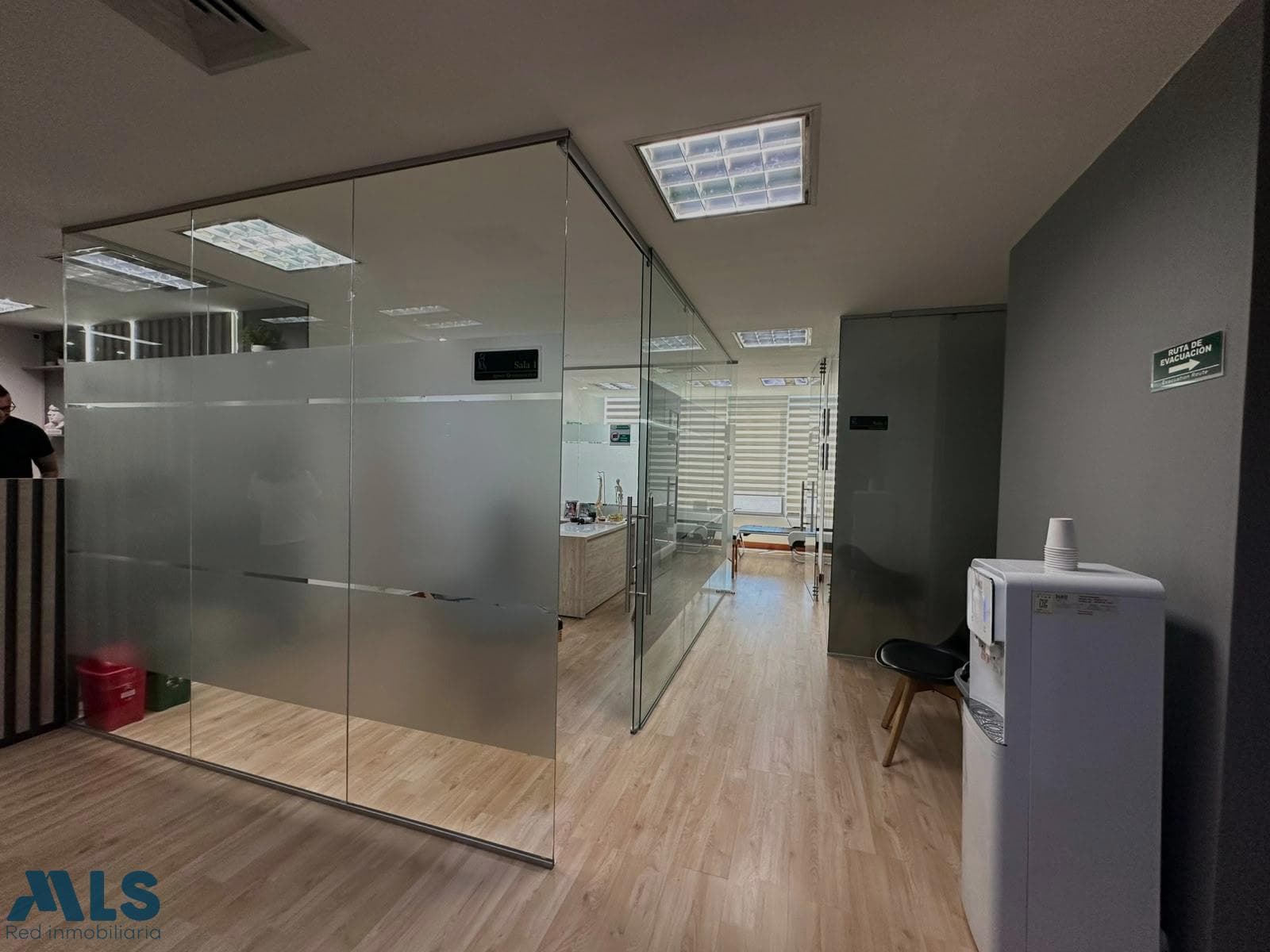 Oficina en venta en Milla De Oro, Poblado, Medellín — foto 1 de 9