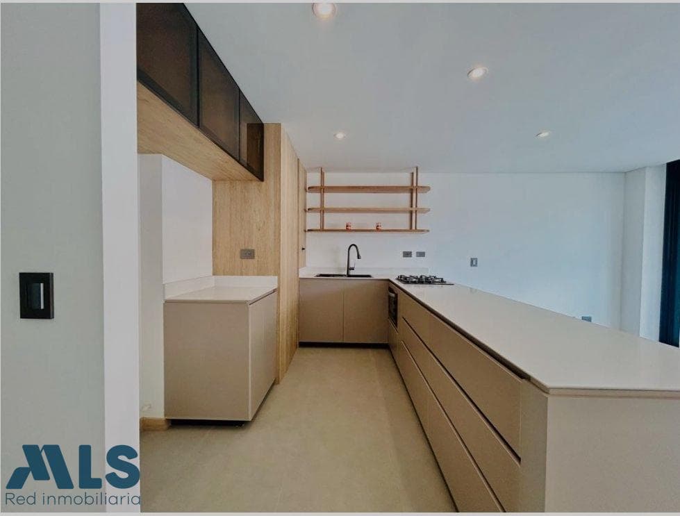 Apartamento en venta en La Castellana, Laureles, Medellín — foto 1 de 12
