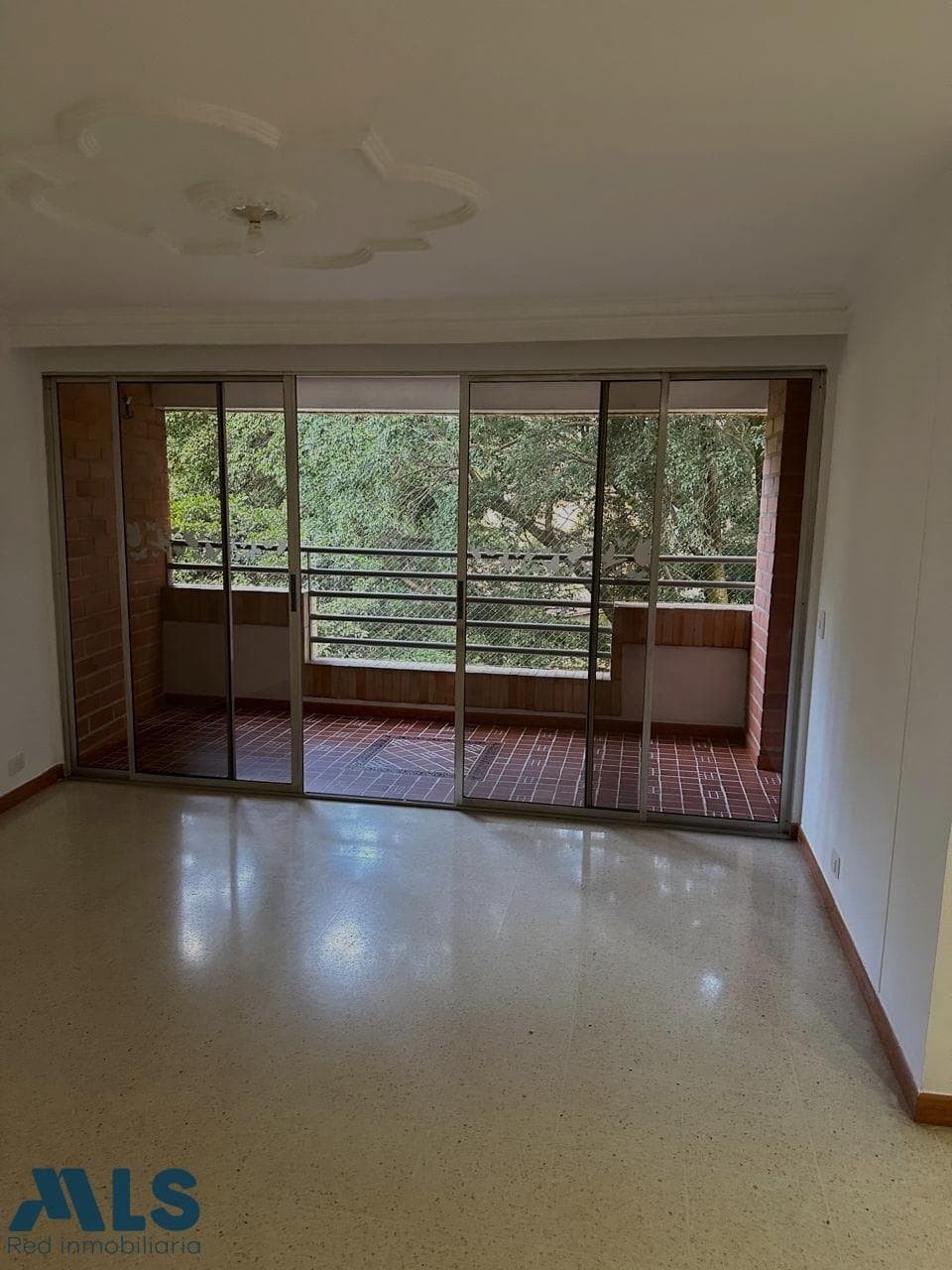 Apartamento en venta en Conquistadores, Laureles, Medellín — foto 1 de 11