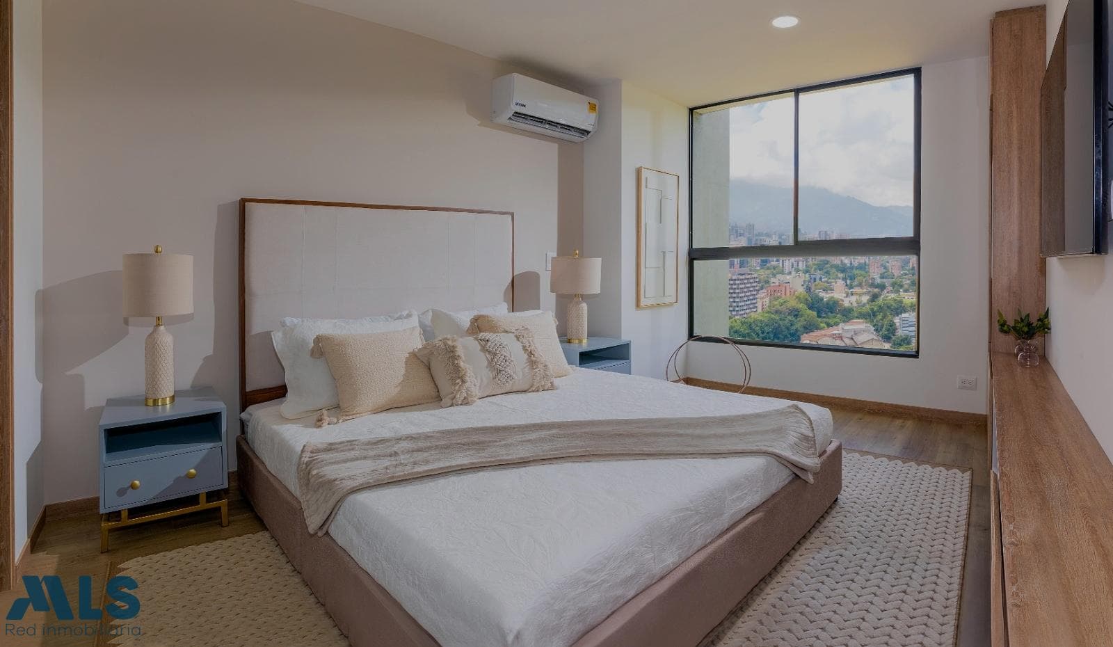 Apartamento en venta en Ciudad Del Rio, Poblado, Medellín — foto 1 de 16