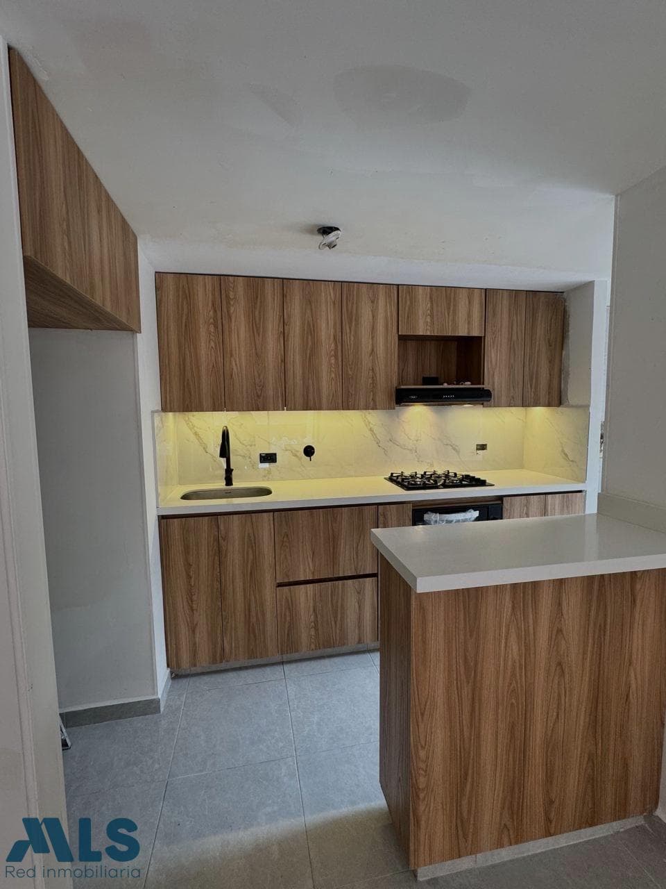 Apartamento en venta en El Dorado, Aburra Sur, Envigado — foto 1 de 12