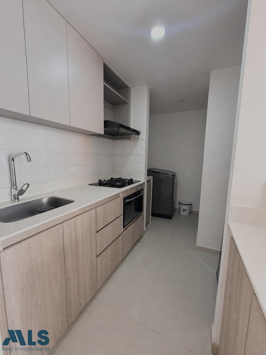 Apartamento en venta en Los Colores, Laureles, Medellín — foto 1 de 10