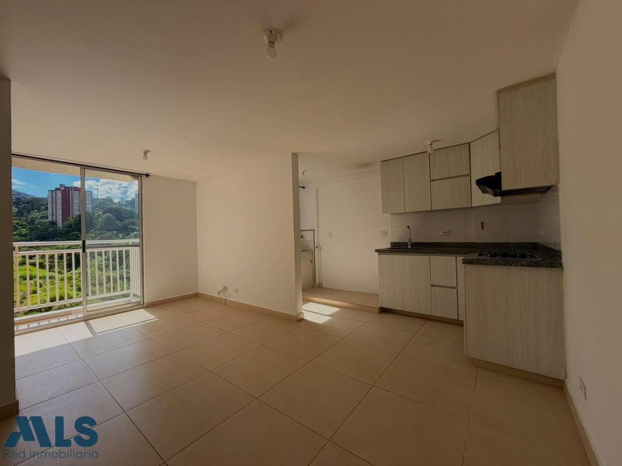 Apartamento en venta en Vergel, Aburra Sur, San Antonio De Prado — foto 1 de 12