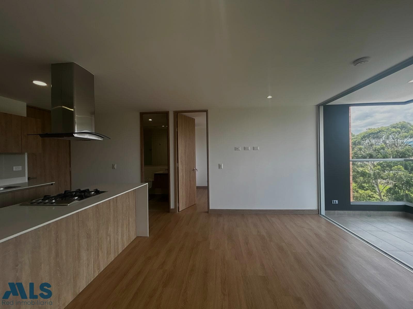 Apartamento en venta en San Nicolas, Oriente Antioqueño, Rionegro — foto 1 de 18