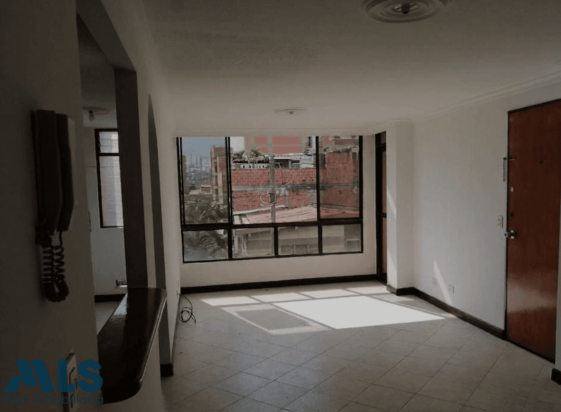 Apartamento en venta en Estadio, Laureles, Medellín — foto 1 de 8