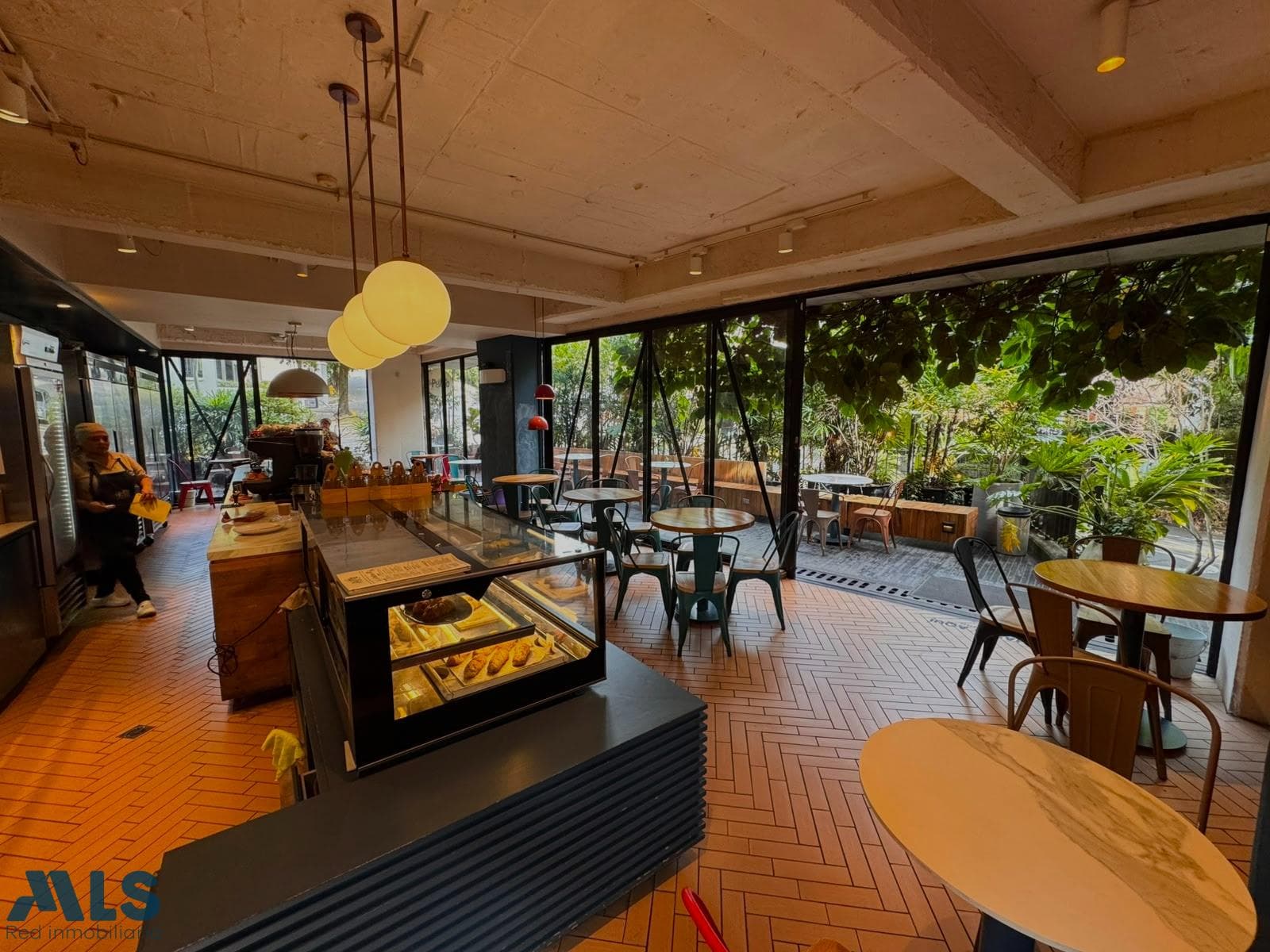 Local Comercial en venta en Loma de Benedictinos, Aburra Sur, Envigado — foto 1 de 10