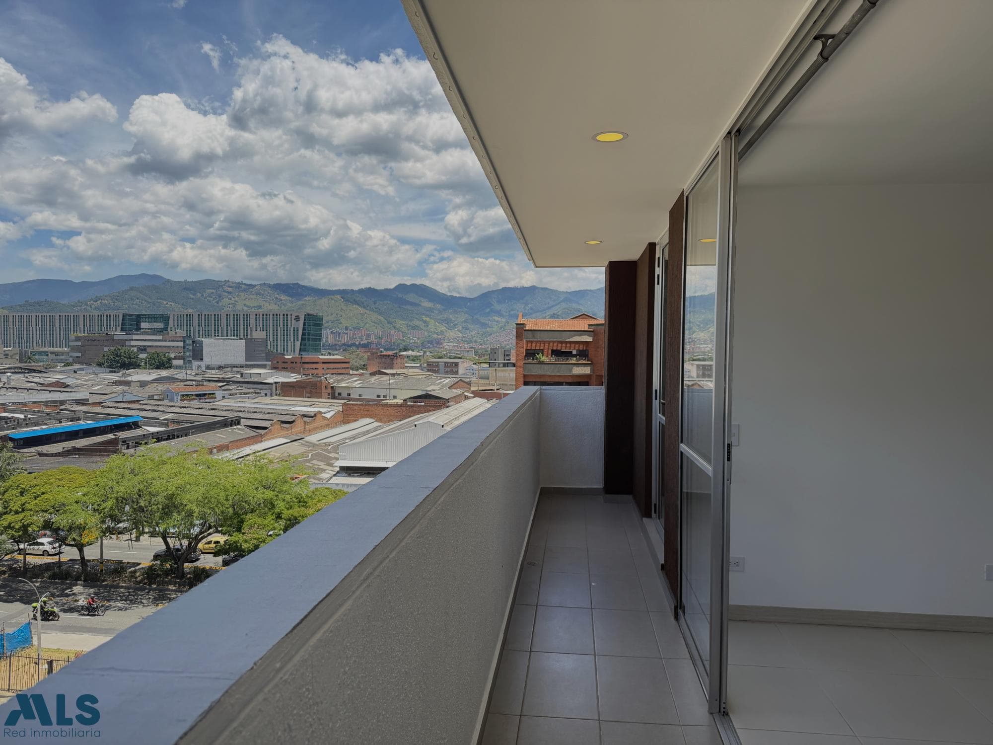 Apartamento en venta en San Diego, Poblado, Medellín — foto 1 de 27
