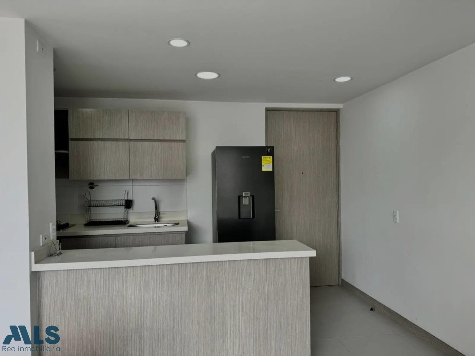 Apartamento en venta en Loma De San Remo, Aburra Sur, Sabaneta — foto 1 de 19