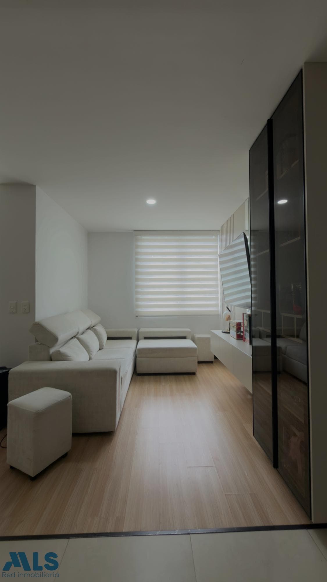 Apartamento en venta en Las Palmas, Poblado, Medellín — foto 1 de 13