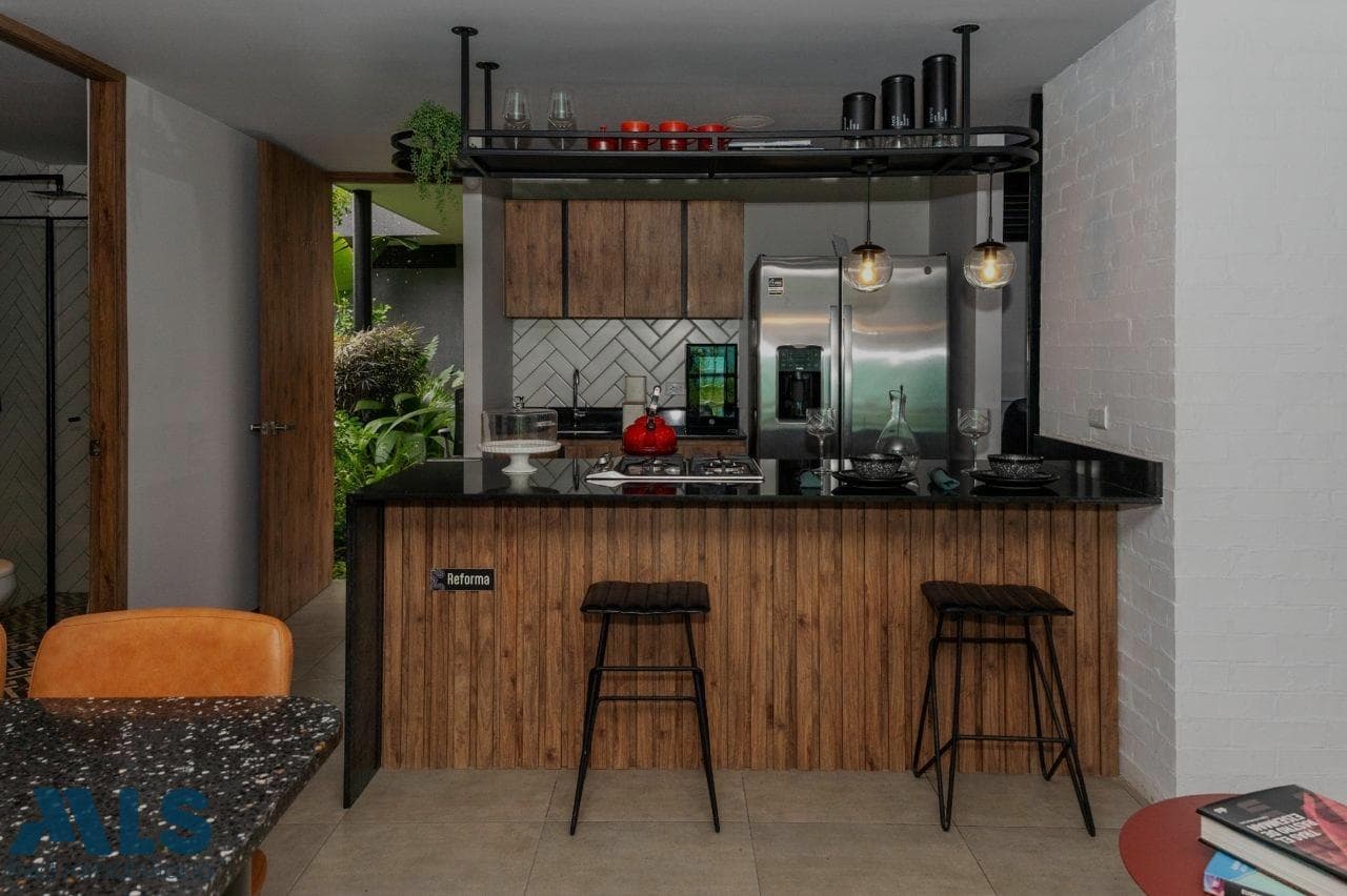 Apartamento en venta en Real, Aburra Sur, Sabaneta — foto 1 de 12
