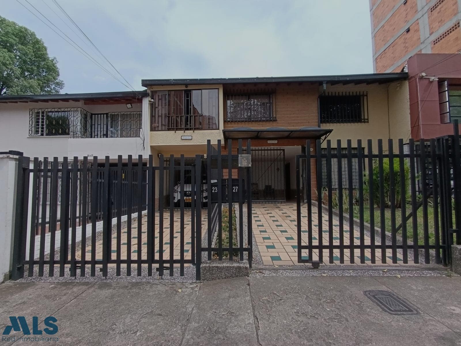 Casa en venta en La Palma, Belén Guayabal, Medellín — foto 1 de 26