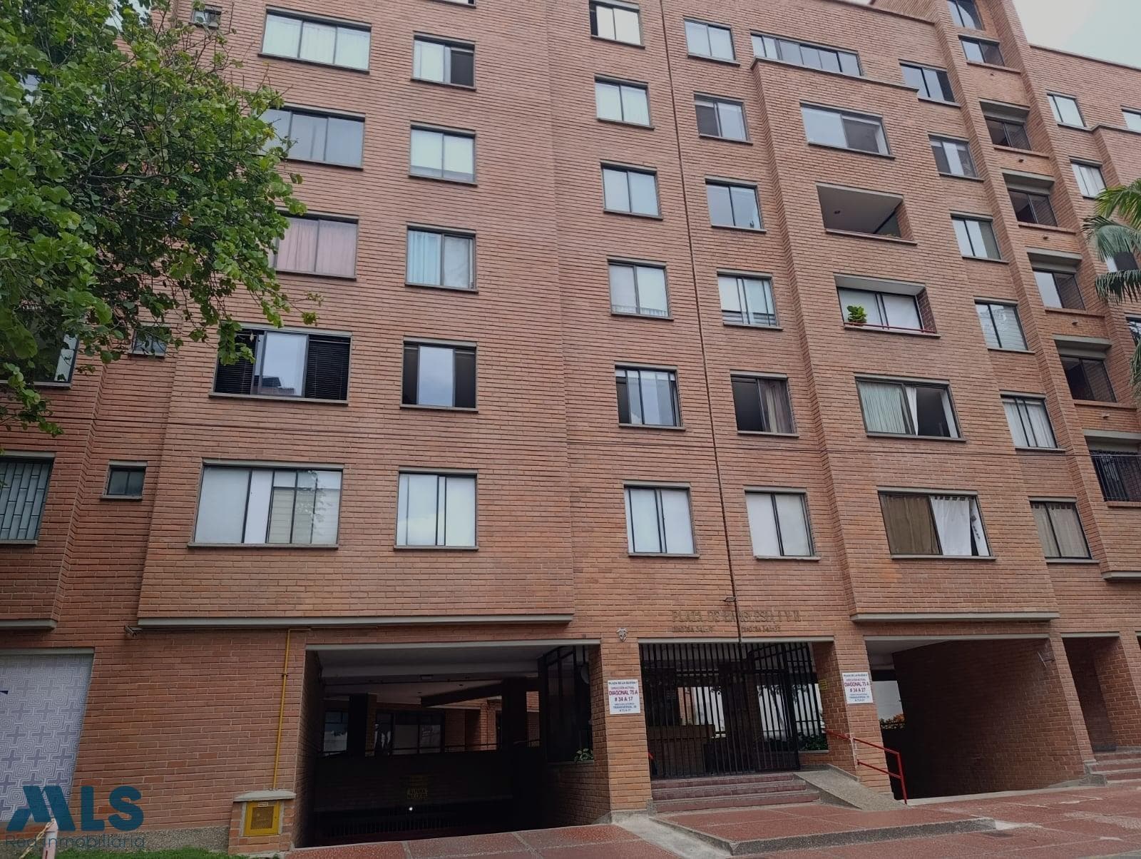 Apartamento en venta en Laureles, Medellín — foto 1 de 26
