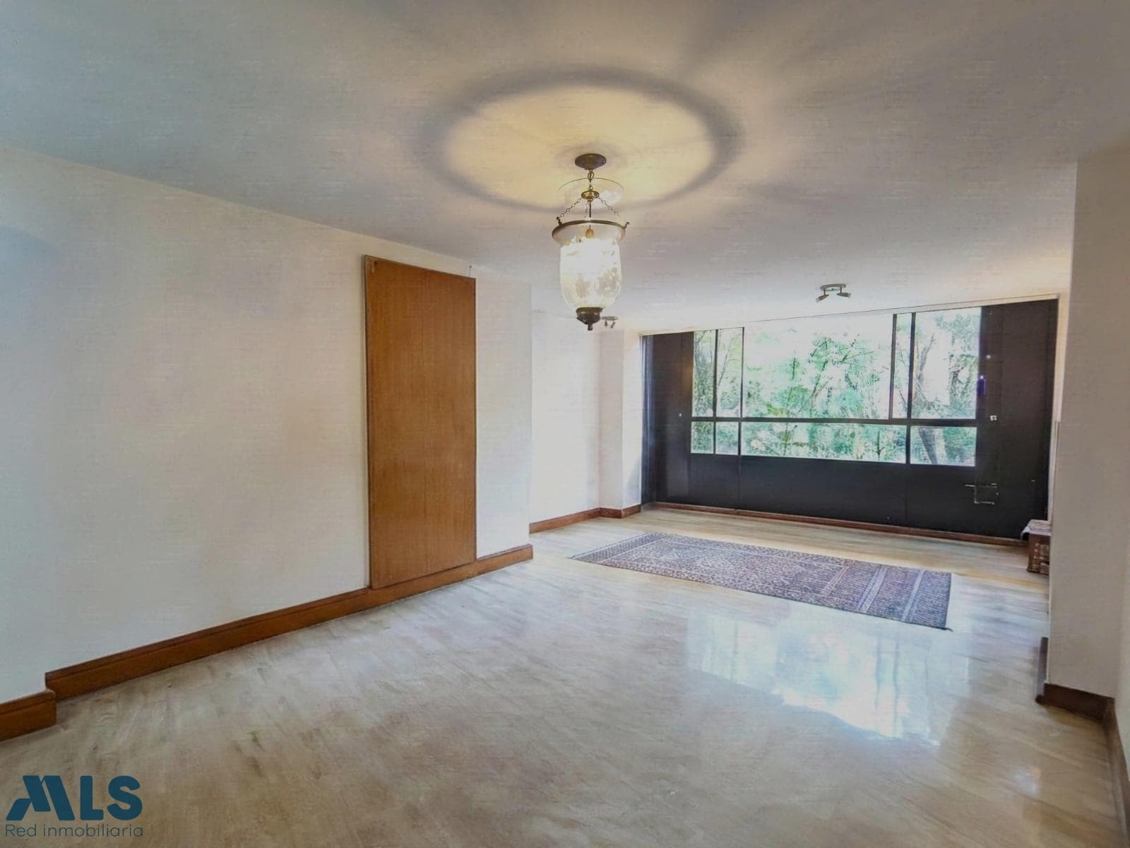 Apartamento en venta en San Lucas, Poblado, Medellín — foto 1 de 8