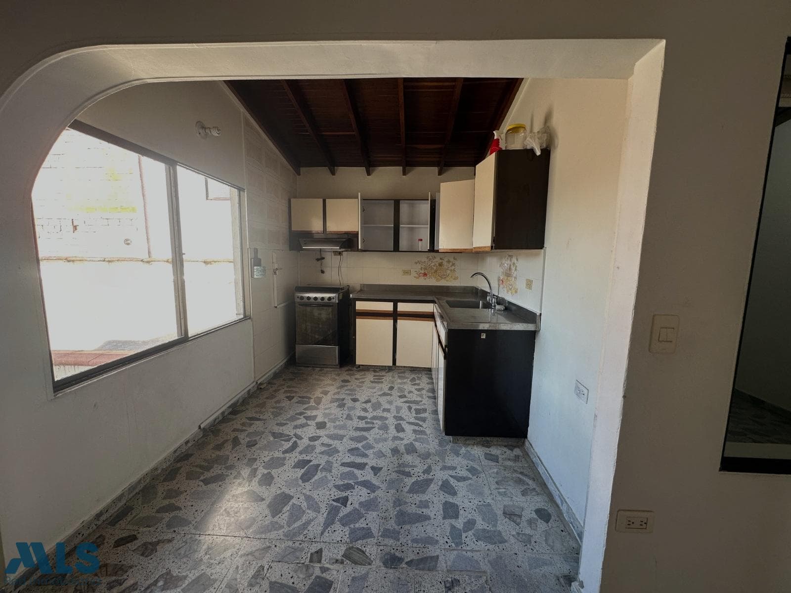 Casa en venta en El Trianón, Aburra Sur, Envigado — foto 1 de 19