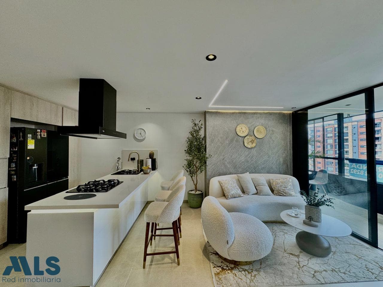Apartamento en venta en Loma de las Brujas, Aburra Sur, Envigado — foto 1 de 12