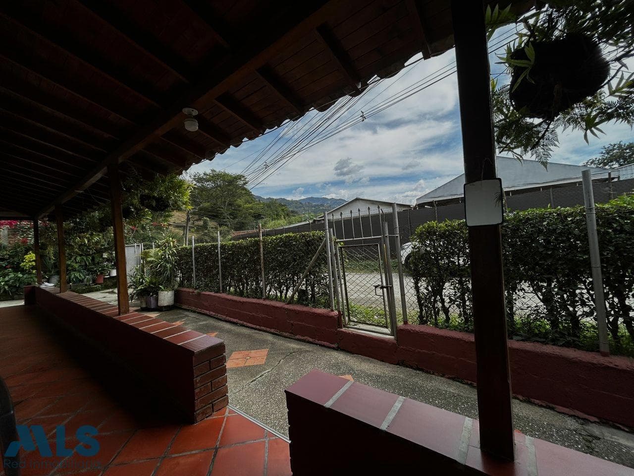 Casa en venta en V. Ancón, Norte, Copacabana — foto 1 de 24