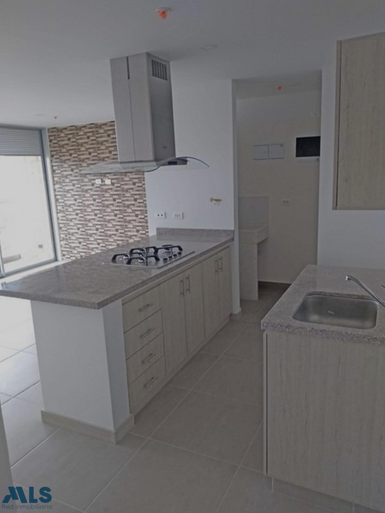Apartamento en venta en Calasanz Parte Alta, Occidente, Medellín — foto 1 de 21