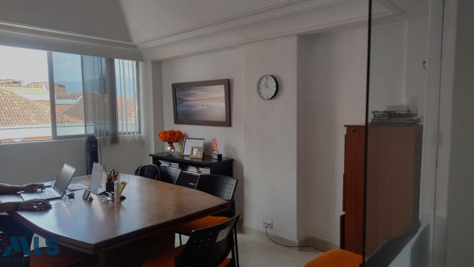Oficina en venta en Oviedo, Poblado, Medellín — foto 1 de 11