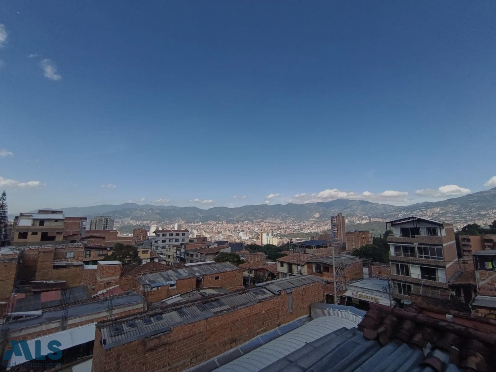 Apartamento en venta en Villa Hermosa, Centro, Medellín — foto 1 de 8
