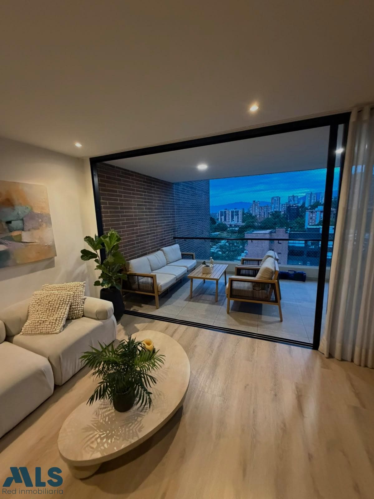 Apartamento en venta en Loma de Cumbres, Aburra Sur, Envigado — foto 1 de 19