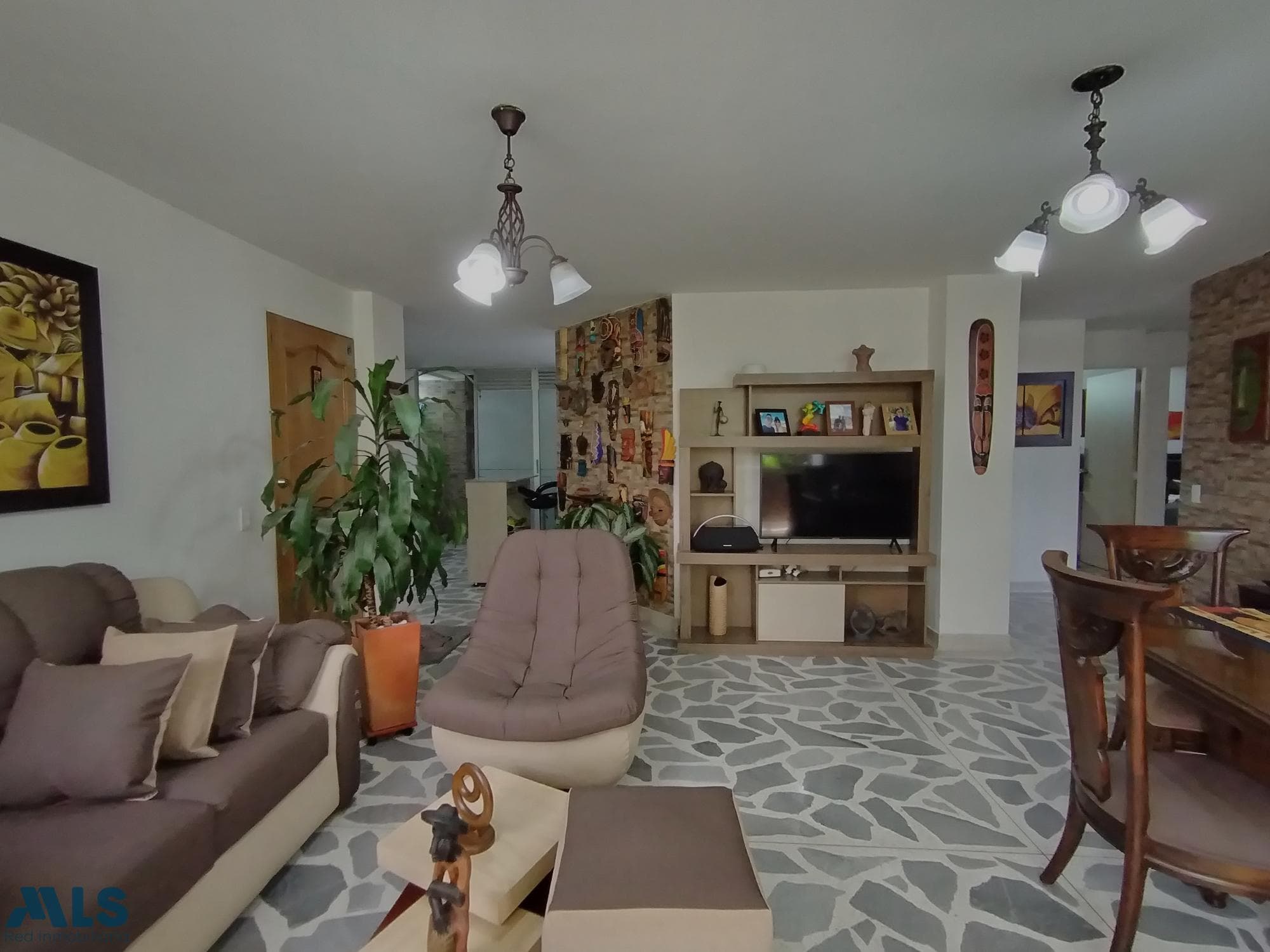 Apartamento en venta en Simon Bolivar, Laureles, Medellín — foto 1 de 19