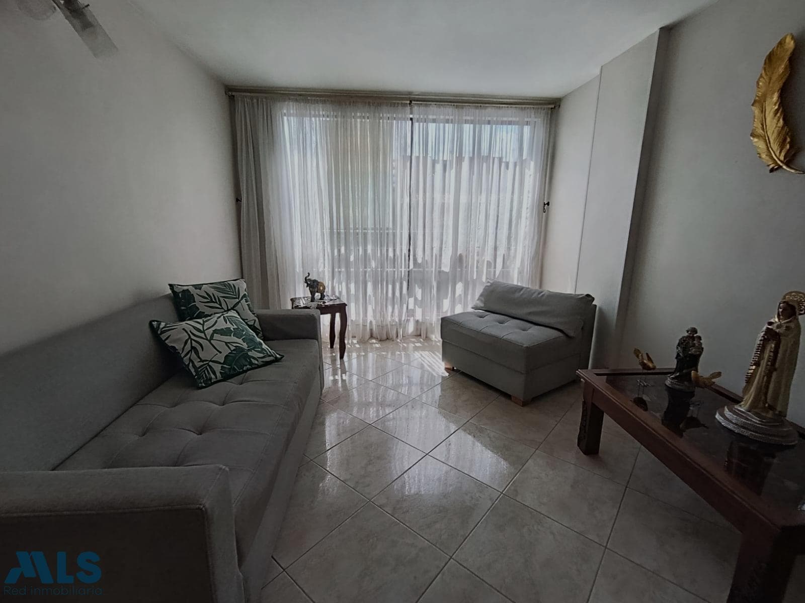 Apartamento en venta en Estadio, Laureles, Medellín — foto 1 de 17